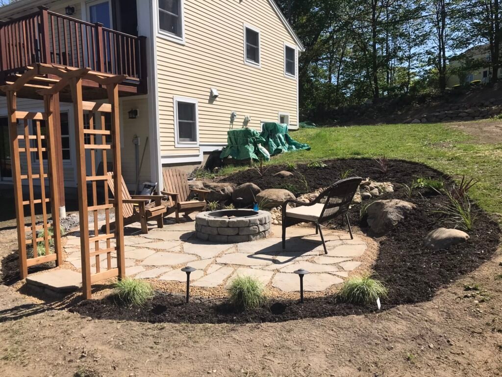 Topsfield Side View
